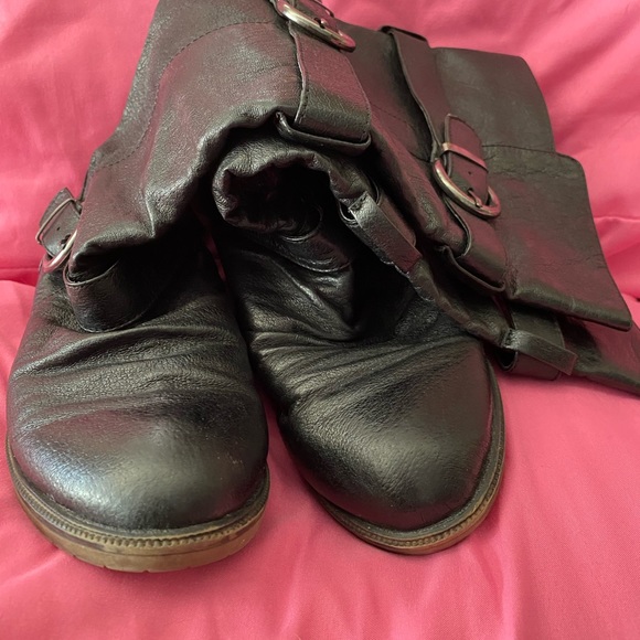 BLACK LEATHER BOOTS WOMEN SIZE 6 EUC - Picture 2 of 5